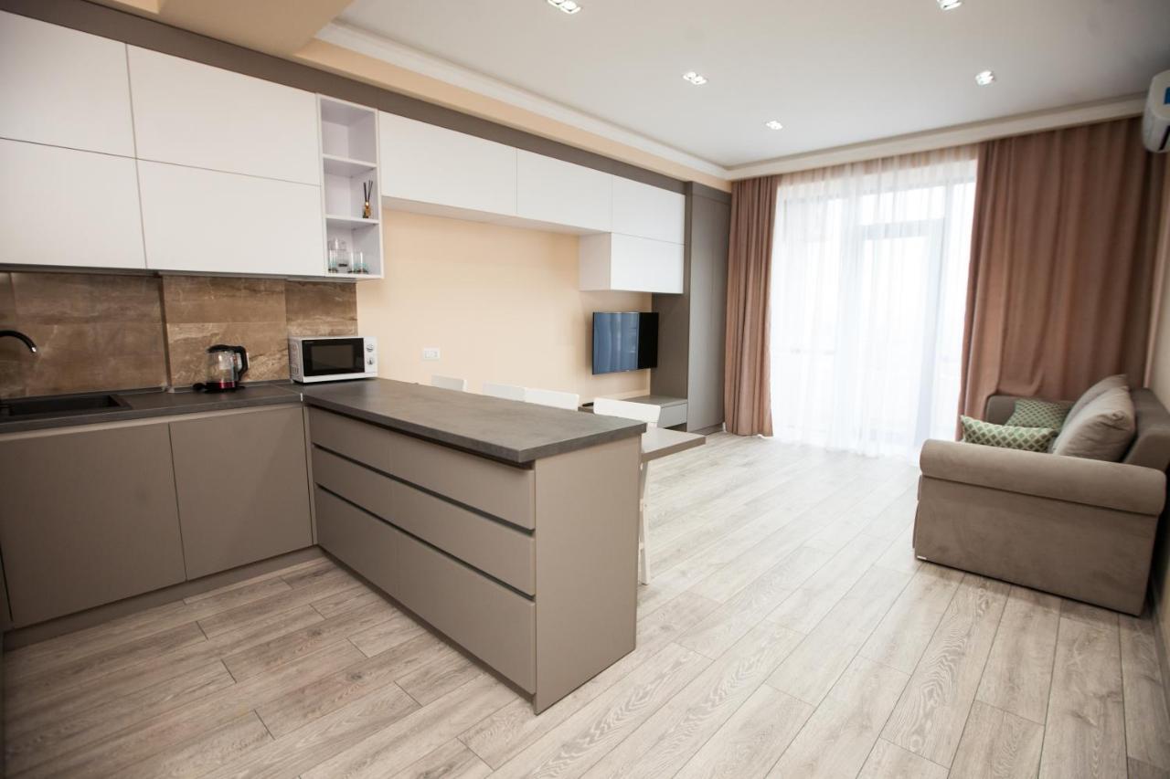 Апартаменты Sky House Premium Rent *